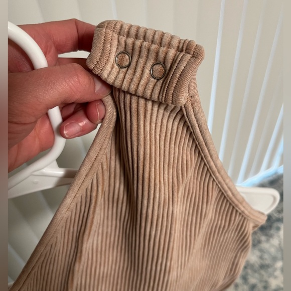 Aura Tan Bodysuit - Picture 5 of 6